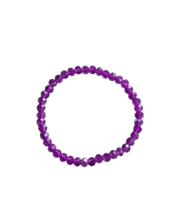 Kralenarmband in de kleur paars met prachtige facet kralen